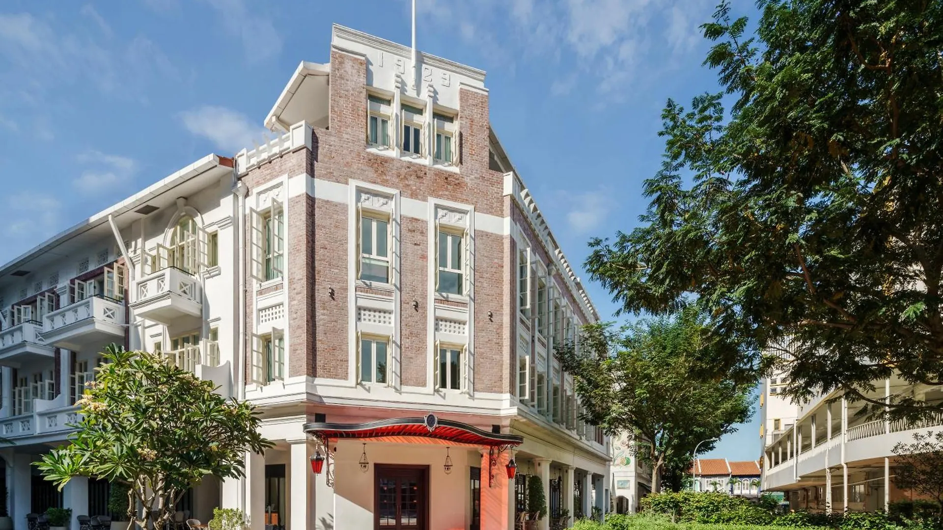 Maxwell Reserve Singapore, Autograph Collection